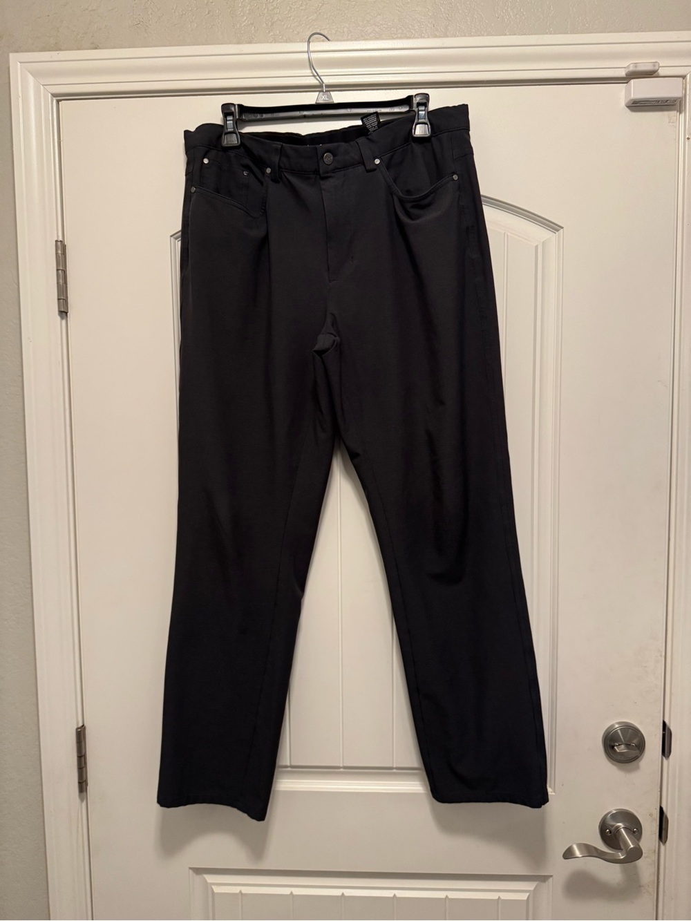 Greg Norman Men's Ultimate 5-Pocket Stretch Golf Travel Pants Black 34x30
